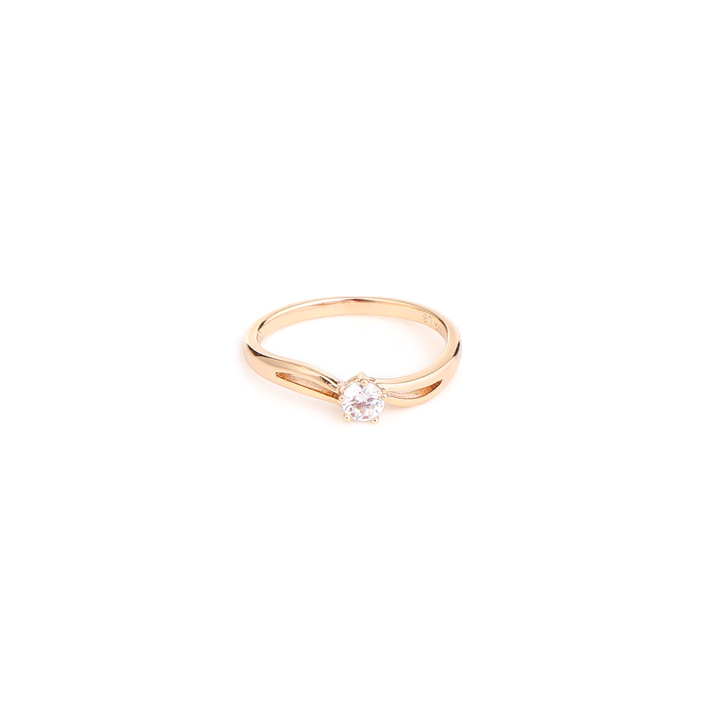 Classic Solitaire Gold Ring